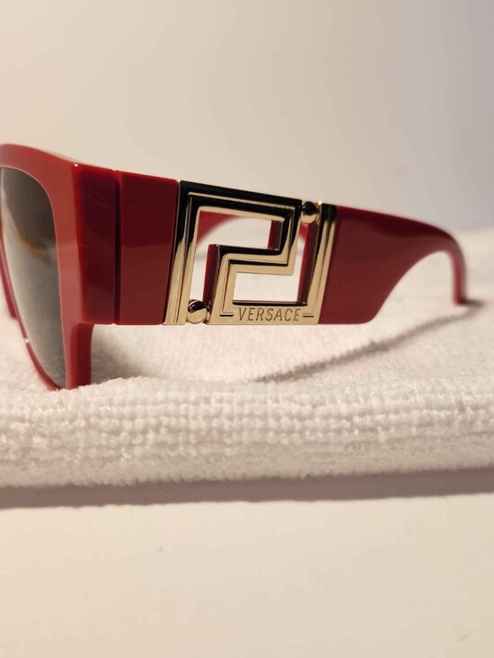 Versace VE4403 Red Medusa Greca Shield Sunglasses 534487 Made in Italy main image 4